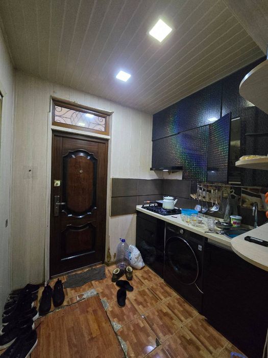 Yunsobod 13 kv 2/1/4/57 kv toza uy 2*6 balkon agarot tapchan srochniy