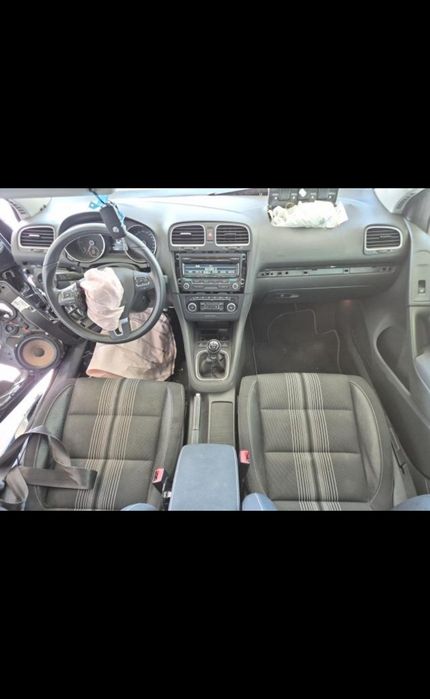 Interior Golf 6 Match Hatchback (4 usi) - Scaune Încălzite + Banchetă cu Cotieră și Isofix