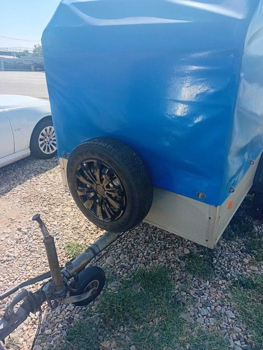 Vand remorca auto, 1200 kg, in stare foarte bună