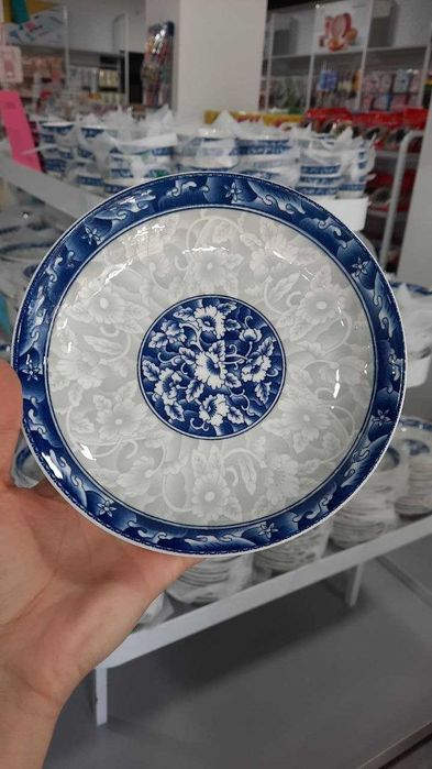 Фарфоровый набор (блюдо + тарелки + пиалы) — сине-белый