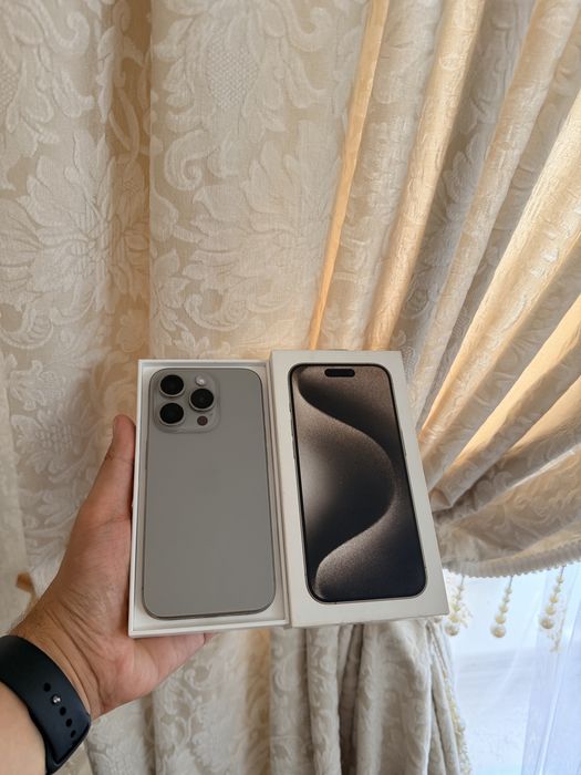 iPhone 15 Pro 128Gb - В идеальном состоянии