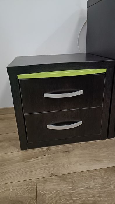 Comodă 3 sertare+2 noptiere