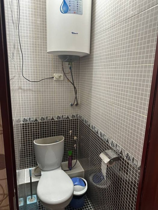 Yangi yolda 2xona  uy sotladi