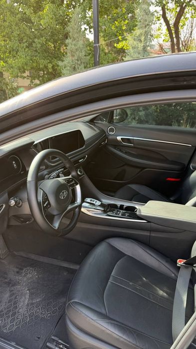 Hyundai Sonata Full