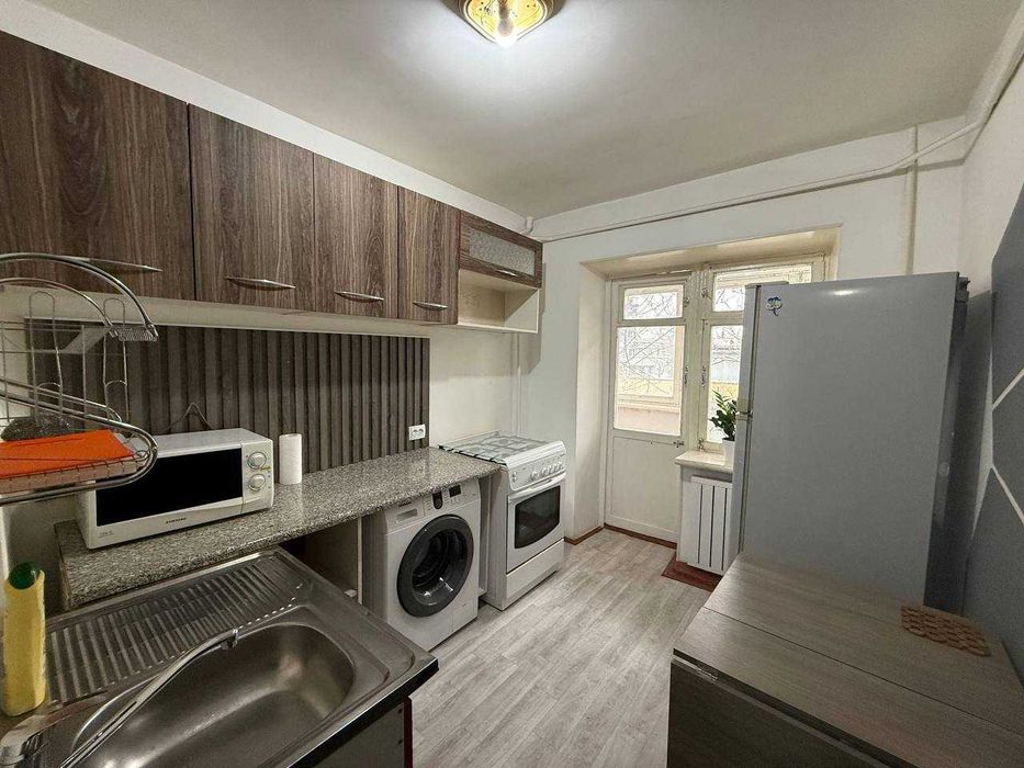 СРОЧНО !! Продаётся квартира в Яшнабаде 1/2/5 ( 30 кв/м ) Авиасозлар 3