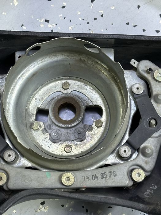 Руль на Mersedec w210