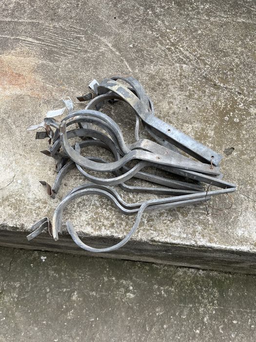 Cârlige pt jgheab/scocuri