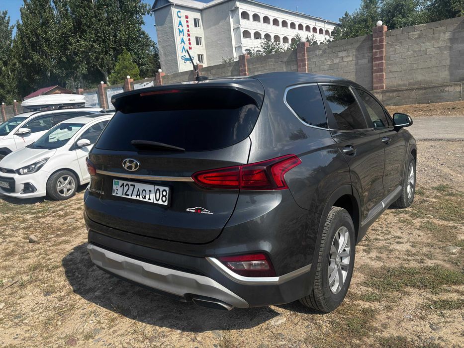 Hyundai Santa Fe 4