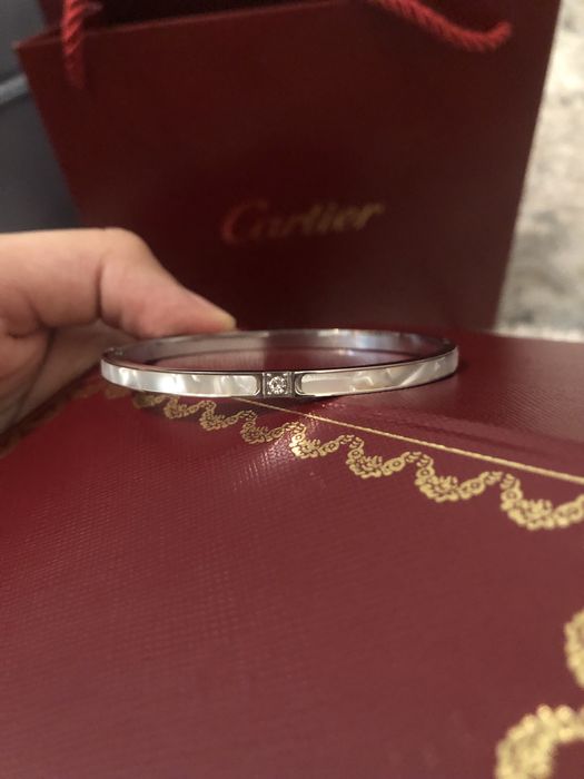 продам браслет новый