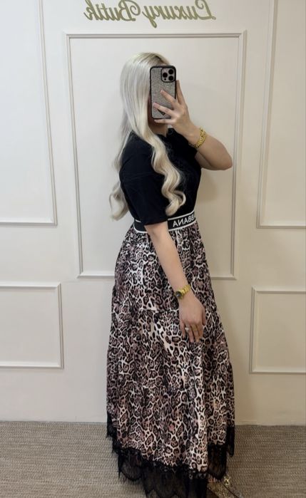 Compleu cu fusta lunga