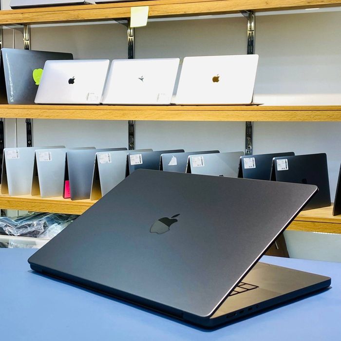MacBook Pro M3 Pro  16inch