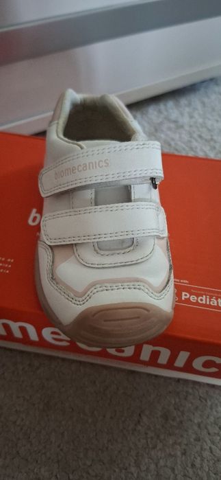 Pantofi primii pași Biomecanics