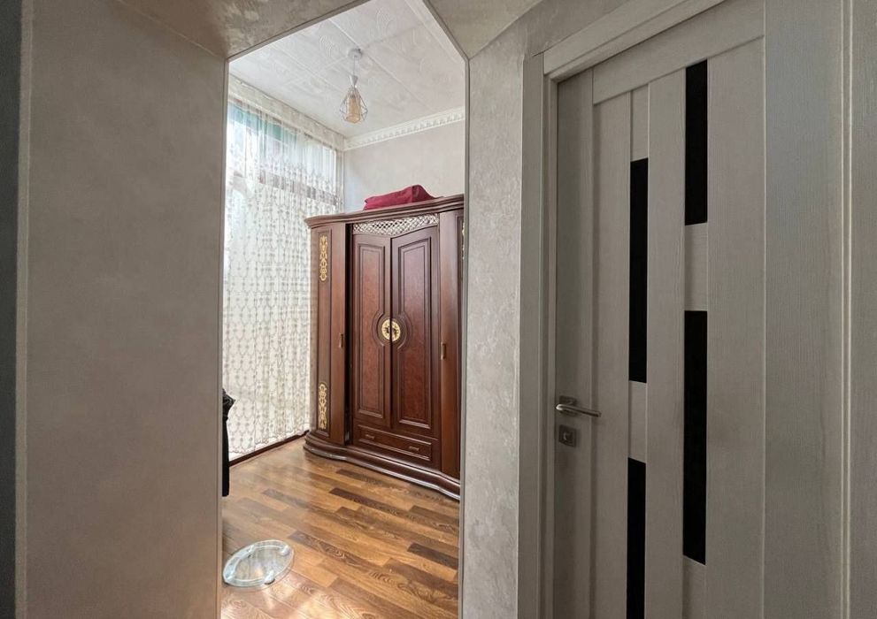 Уста Ширин Дом Участок 3,7 сотки 180 м² 6 комнат