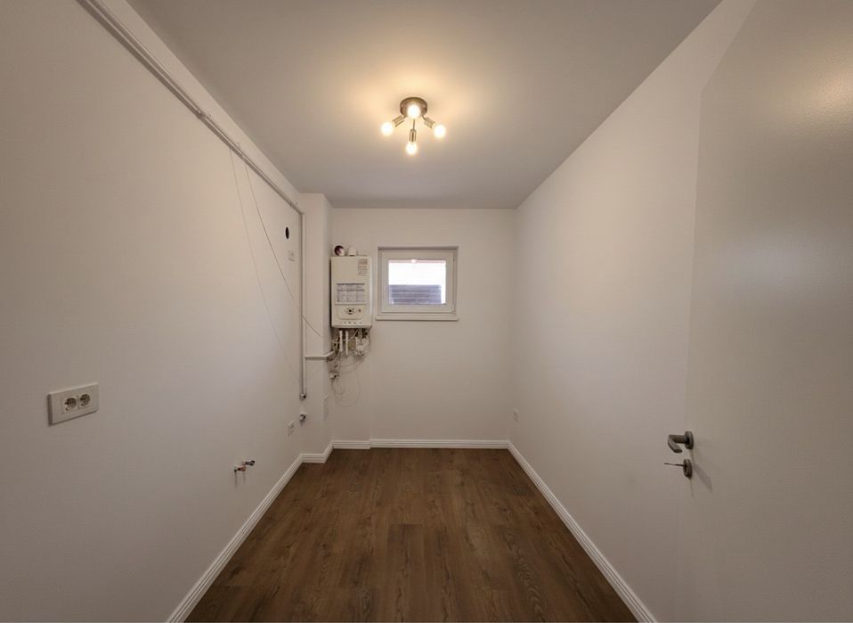 GALATA-Manastire apartament   2 camere intabulat cu mutare imediata !