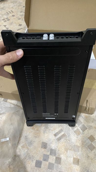 Усилитель в авто Blaupunkt