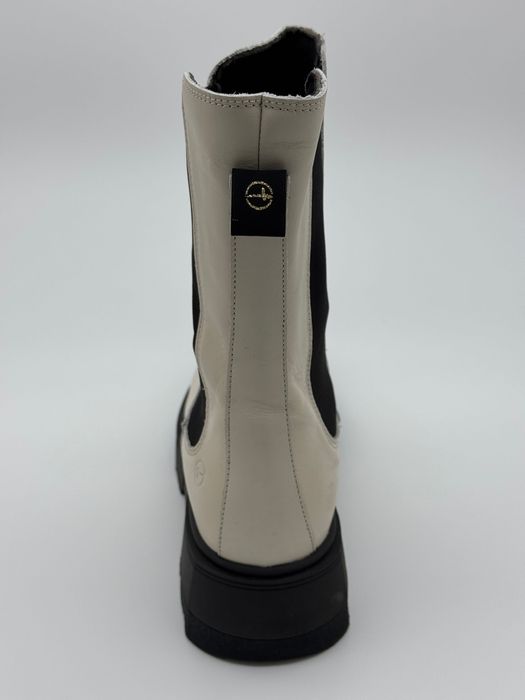 Продавам дамски боти Tamaris