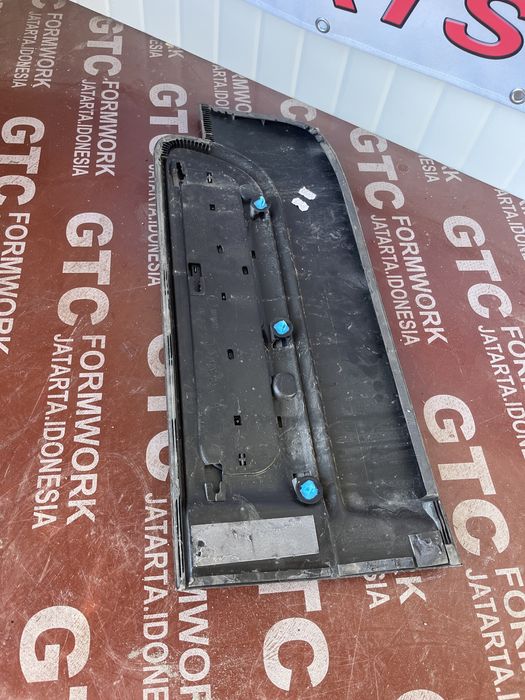 Лайсна за врата Fiat Panda Cross