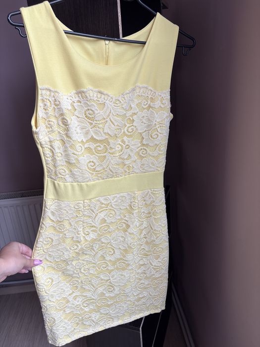 Дамска жълта рокля