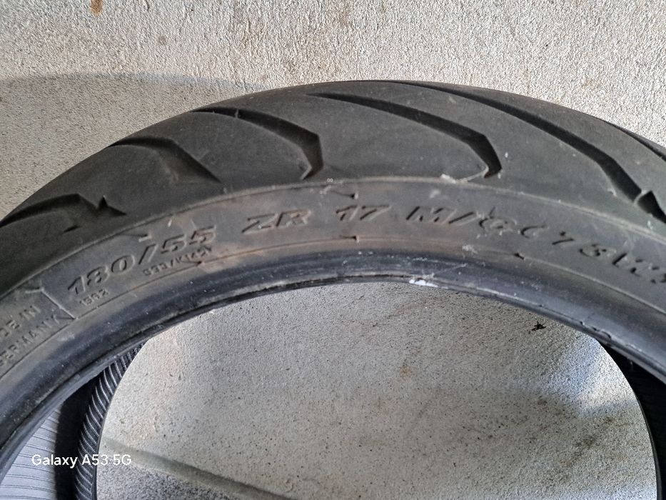 Предна и задна гуми  R17 Пирели