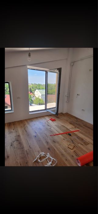 Ap 3 camere acept auto 80000 €si diferenta  130 m utili et 3   Baneasa strada dobrogeanu gherea  particular