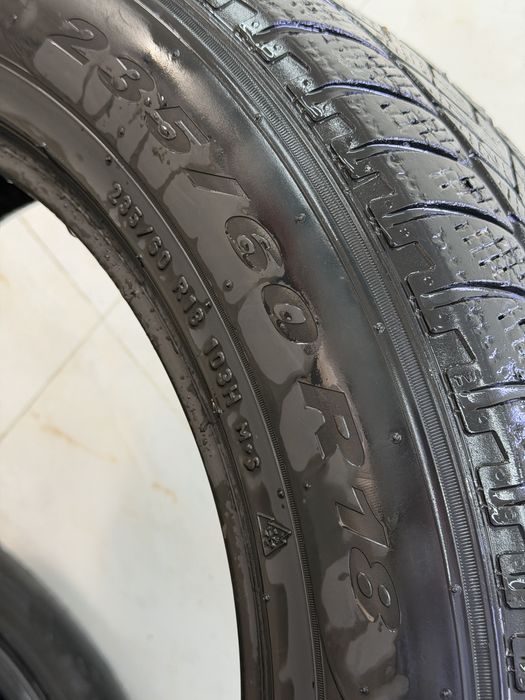 235/60/18 Pirelli комплект летняя резина