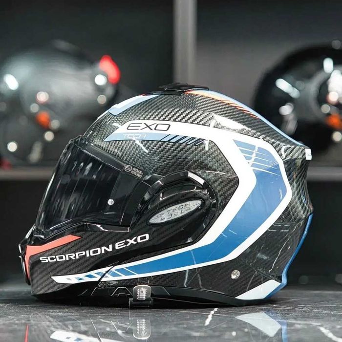 Scorpion Exo-Tech Evo Carbon Cosy Black-Blue-Red