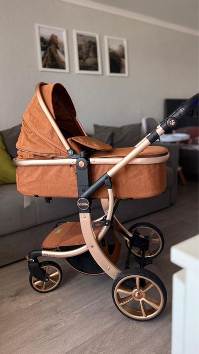 Продам детскую коляску