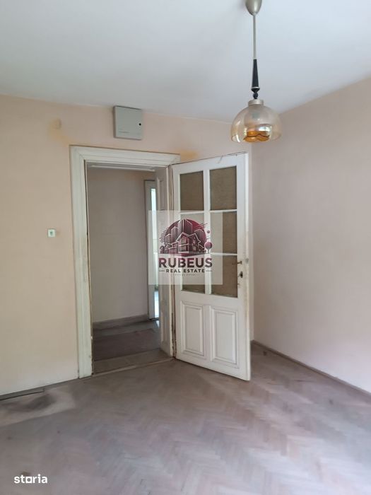 Casă solidă în Orșova, S+P+E, 220 mp, teren 284 mp