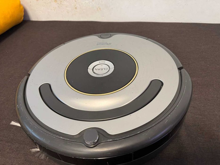 IRobot Roomba 616 с резервни части