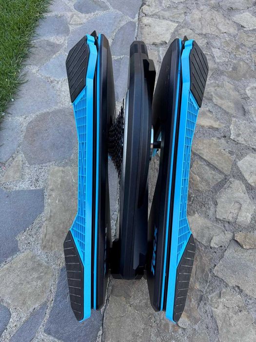 Home trainer Tacx NEO 2T & Placute home trainer Motion Plates