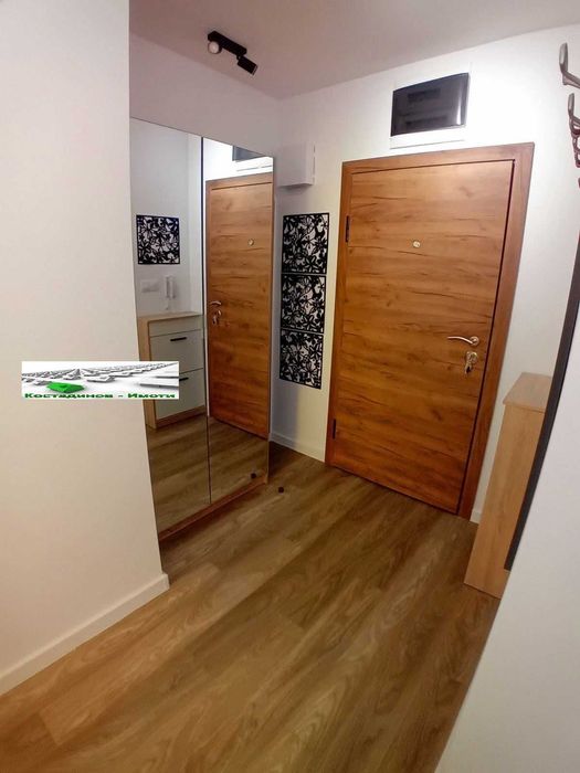 Продава се Тристаен апартамент в Пловдив, Кючук Париж - 68 кв.м за 2471 €/кв.м - Снимка #5