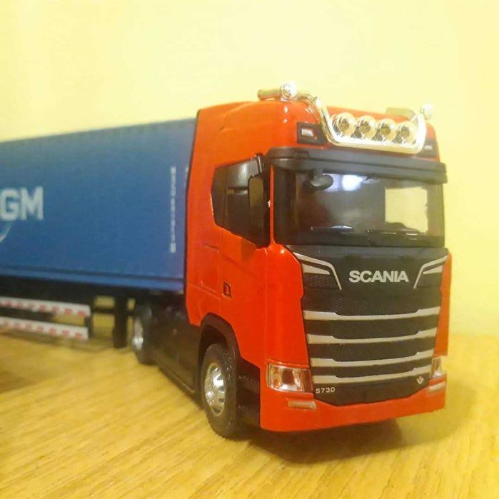Autotren/autotrailer NOU, Scani si Mercedes Actros, scara 1:50