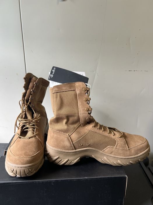 Vand bocanci de vara Oakley Field Assault, marime 44.5