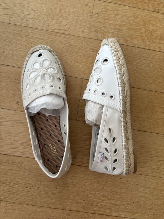 Red Valentino обувки