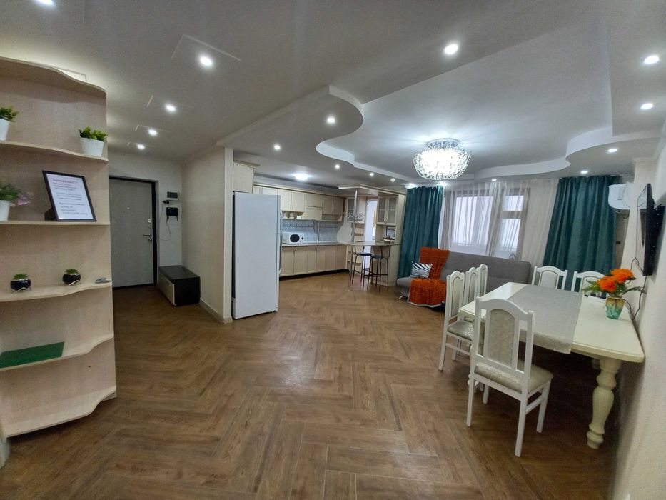 3х комнатная,мкр 8