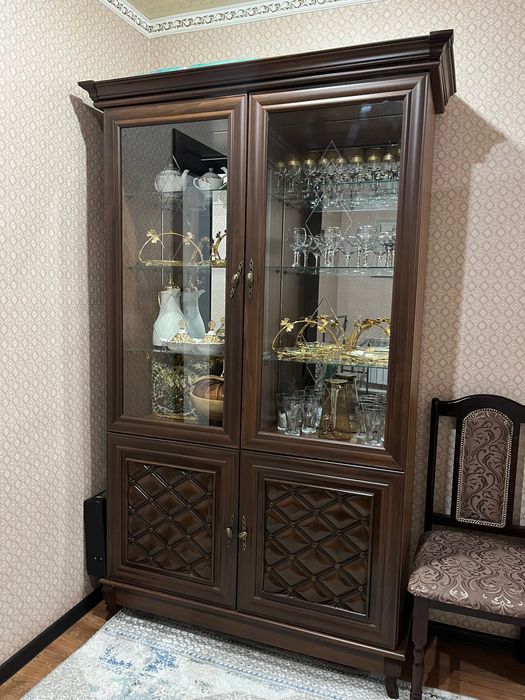 Сервант для посуды