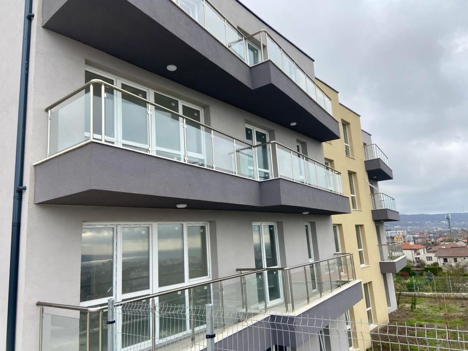 Продава се Двустаен апартамент в Варна, м-т Пчелина - 65 кв.м за 989 €/кв.м - Снимка #12