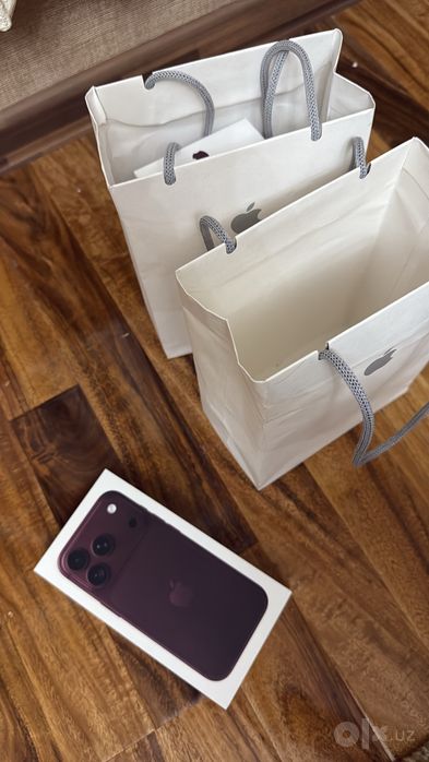 Iphone 18 pro burgundy sotiladi