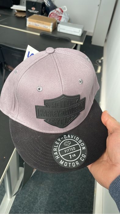 Vand sapca Harley Davidson , cozoroc drept, marimea L si XL