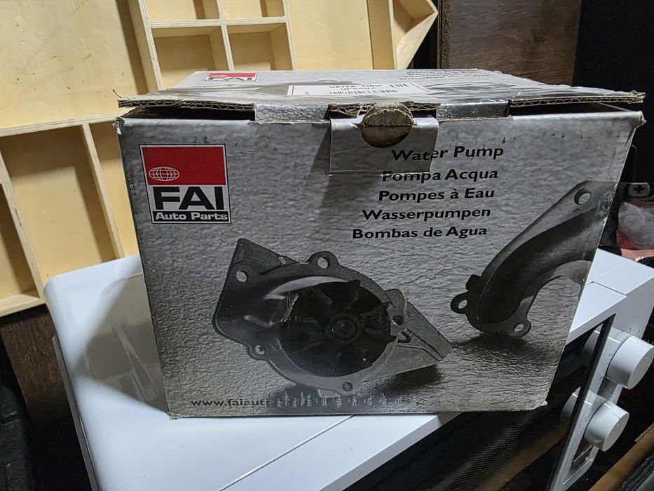 Vand pompa de apa noua