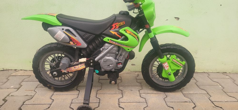 Motocicletă pentru copii cu baterie