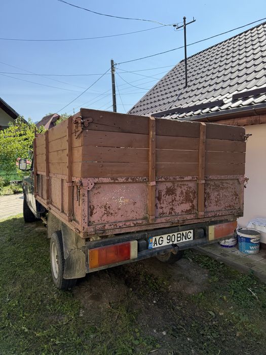 Vand Camioneta Aro 320