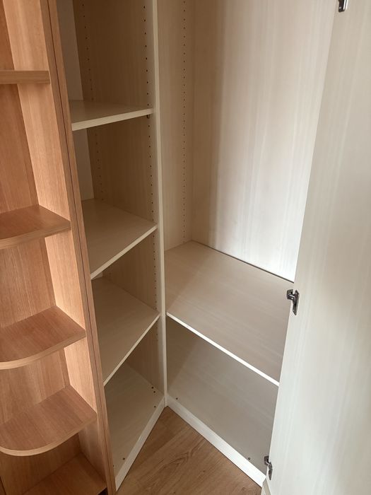 Угловой шкаф в идеальном состоянии