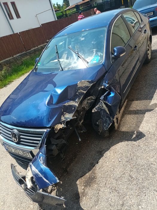 VOLKSWAGEN Passat 0
