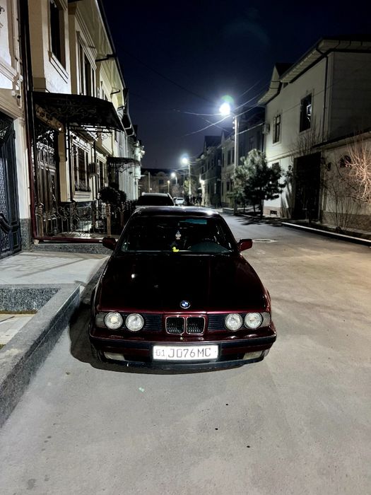 BMW e34 i520 продам срочна