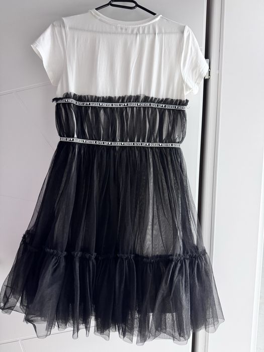 Рокли за мама и бебе Guess