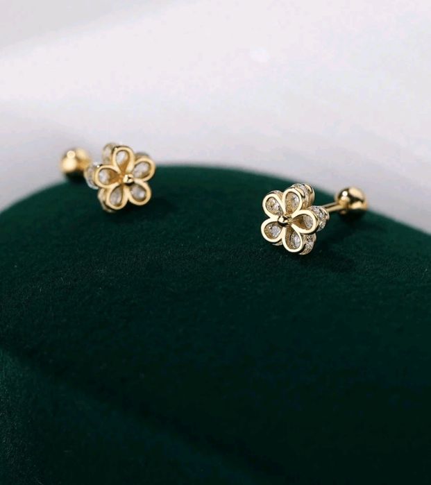 Cercei floricica otel inoxidabil