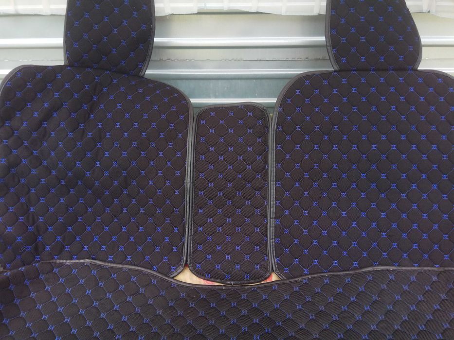 продам чехлы в отличном состоянии