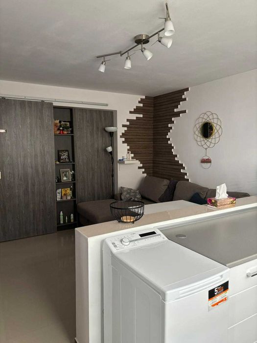 Studio de inchiriat / Complex / Loc de parcare