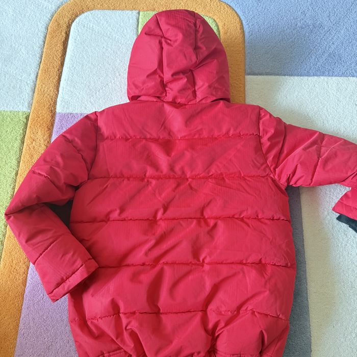 Земно яке Reserved с пухена изкуствена яка